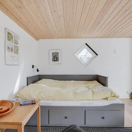 Ilsabeth - 700m From The Sea In Nw Jutland By Interhome Appartement